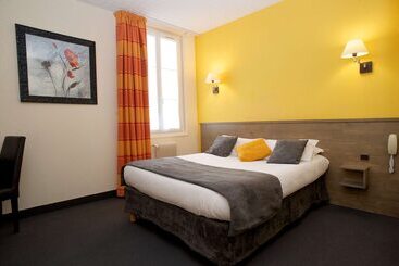 Brit Hotel Le Surcouf