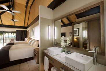 Doubletree Resort By Hilton Hotel Fiji   Sonaisali Island