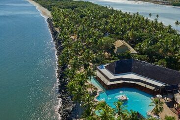 Doubletree Resort By Hilton Hotel Fiji   Sonaisali Island