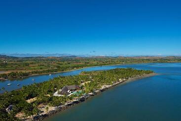 Doubletree Resort By Hilton Hotel Fiji   Sonaisali Island