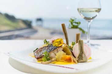 هتل Alliance Pornic Hôtel Thalasso & Spa