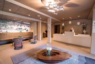 هتل Best Western Plus La Corniche
