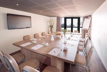 هتل Best Western Plus La Corniche