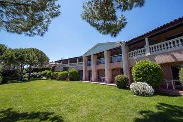 هتل Castel 'Provence