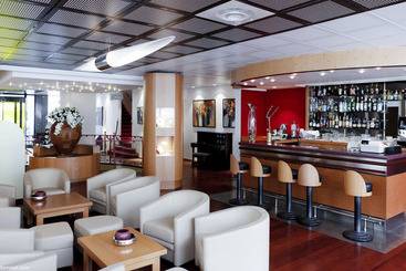 هتل Hôtel Charlemagne By Happyculture