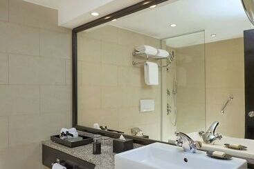 هتل Hilton Cairo Heliopolis