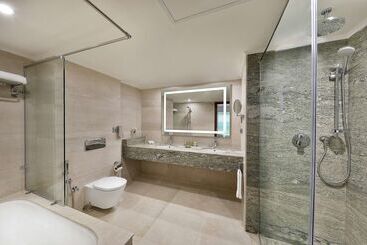 هتل Hilton Hurghada Plaza