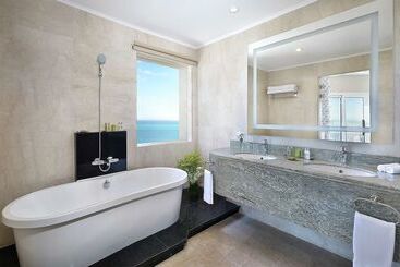 هتل Hilton Hurghada Plaza