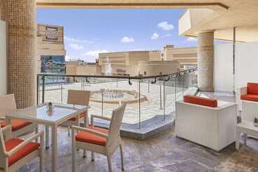 هتل Hilton Hurghada Plaza