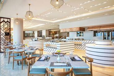 هتل Hilton Hurghada Plaza