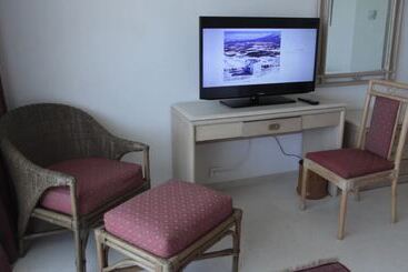 هتل Hilton Hurghada Plaza