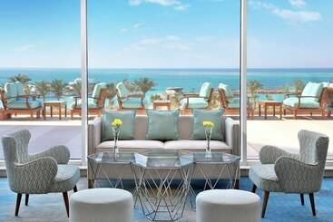 هتل Hilton Hurghada Plaza