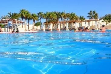 هتل Hurghada Coral Beach