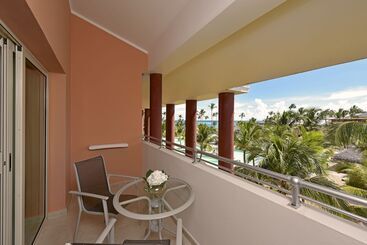 هتل Iberostar Waves Punta Cana