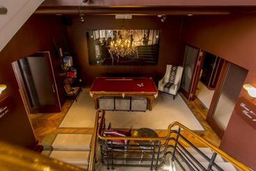هتل St. Petersbourg   Small Luxury S Of The World