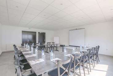 Brit Hotel Reims La Neuvillette