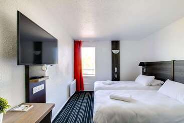 Brit Hotel Reims La Neuvillette