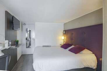 Brit Hotel Reims La Neuvillette