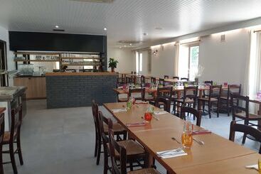 Brit Hotel Reims La Neuvillette