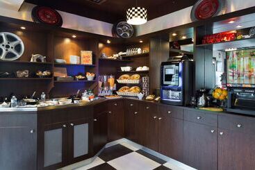 Enzo Hotels Pont A Mousson By Kyriad Direct