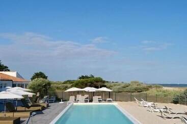 هتل Atalante Relais Thalasso & Spa   Wellness Hôtel