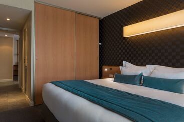 هتل Best Western Plus Paris Saclay