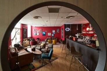 هتل Best Western Plus Paris Saclay