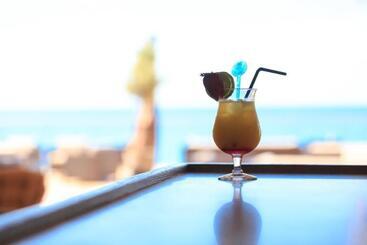 هتل Cala Di Sole