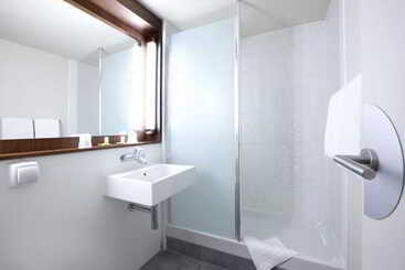 هتل Campanile Prime Paris 19   La Villette