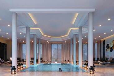 هتل Domaine De Rochebois & Spa Nuxe