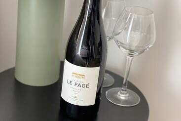 هتل Domaine De Rochebois & Spa Nuxe
