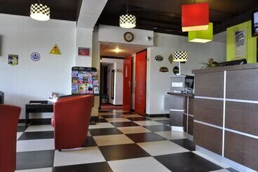 Enzo Hotels Vierzon By Kyriad Direct