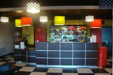Enzo Hotels Vierzon By Kyriad Direct