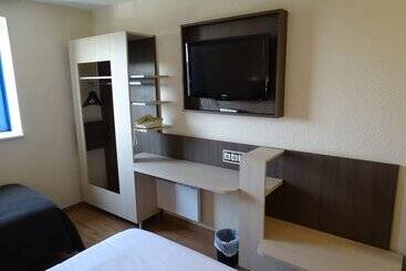 هتل Euro Hôtel Airport Orly Rungis