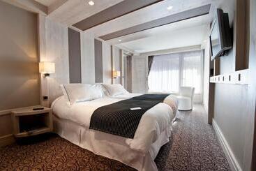 هتل Hôtel Les Sherpas