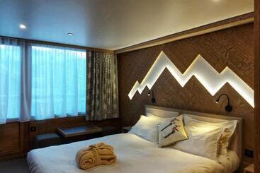 هتل Hôtel Les Sherpas