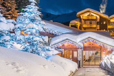 هتل Hôtel Les Sherpas