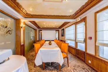 هتل Hôtel Les Sherpas