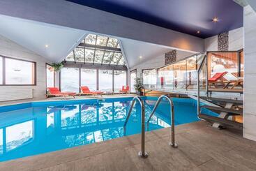 هتل Hôtel Les Sherpas