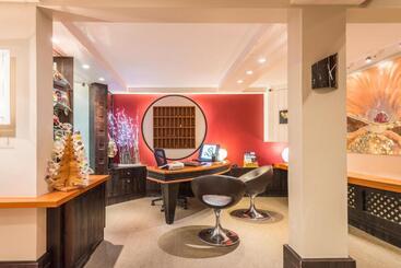 هتل Hôtel Les Sherpas