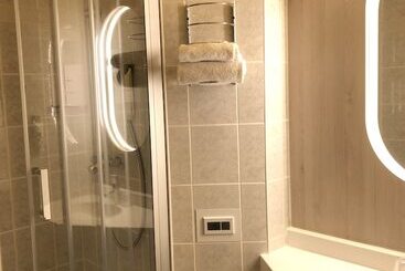 هتل Ibis Styles Antibes
