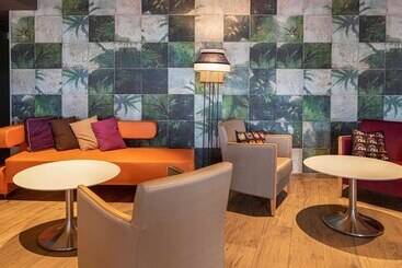 هتل Ibis Styles Clermont Ferrand Aéroport