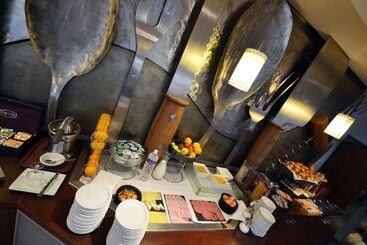 酒店 Kyriad Dijon Est  Mirande