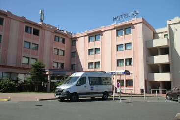 هتل Kyriad Hôtel Orly Aéroport   Athis Mons