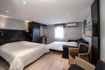 هتل Logis Cottage