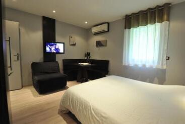 هتل Logis Cottage