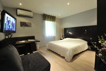 هتل Logis Cottage