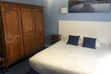 Logis Hotel De La Corniche