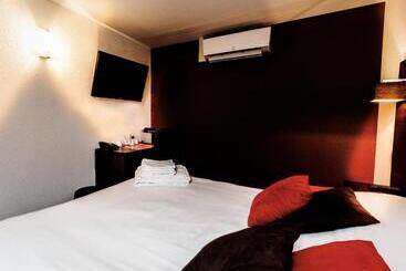 Logis Hotel Lons Le Saunier Restaurant Le Grill