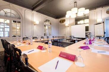 هتل Mercure Rodez Cathedrale